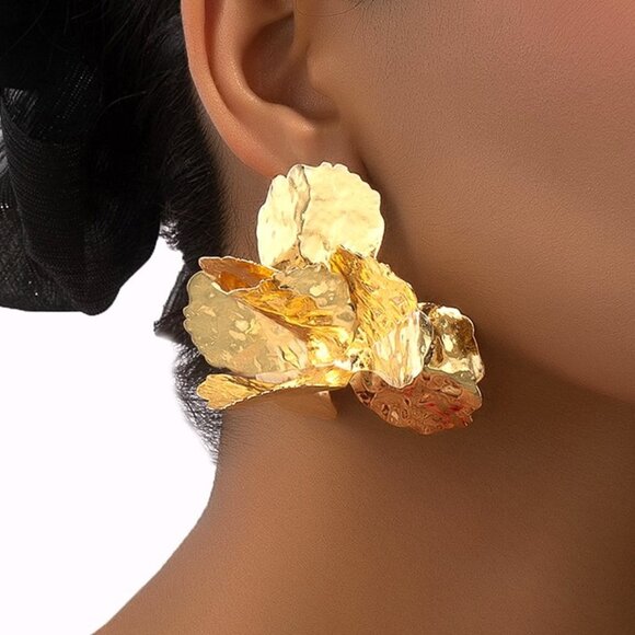 Private Label Jewelry - NEW Avant Garde Hammered Gold Modern Art Large Statement Earrings Pierced